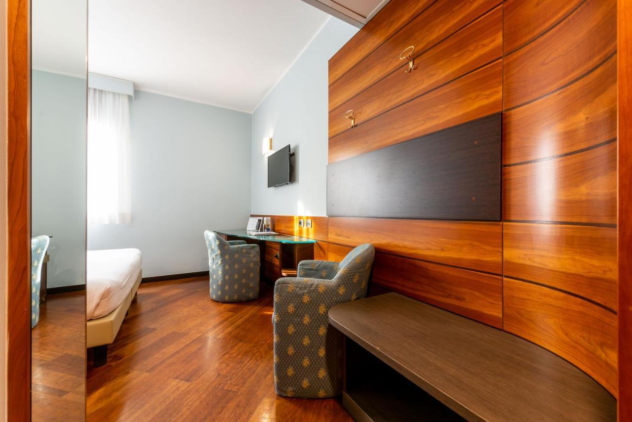 Hotel Mirage Sure Collection By Western Milano
